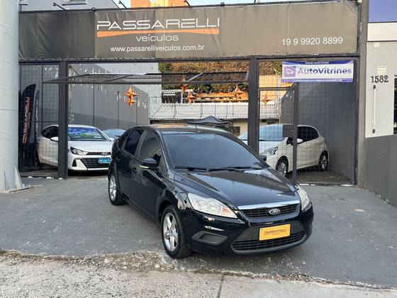 FORD FOCUS 1.6 GL 16V FLEX 4P MANUAL FORD FOCUS 1.6 GL 16V FLEX 4P MANUAL